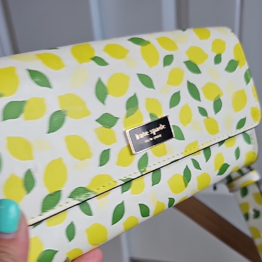 Kate Spade NWT  Lemon Print Crossbody Bag Belt Bag- White, Yellow, Green - Picture 5 of 11